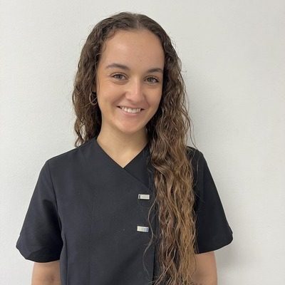 Estela Gimenez – Higienista bucodental